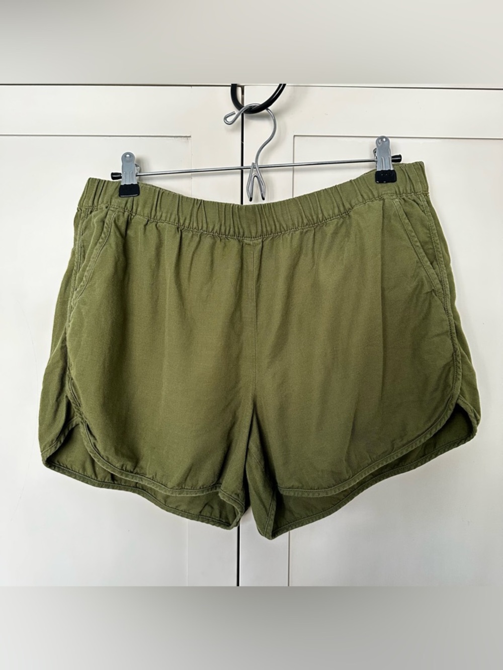 Olive Green Women's Elastic Waist Shorts